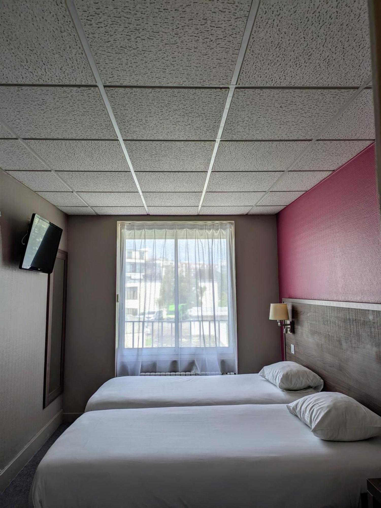 Hotel De La Gare Μπρεστ Εξωτερικό φωτογραφία