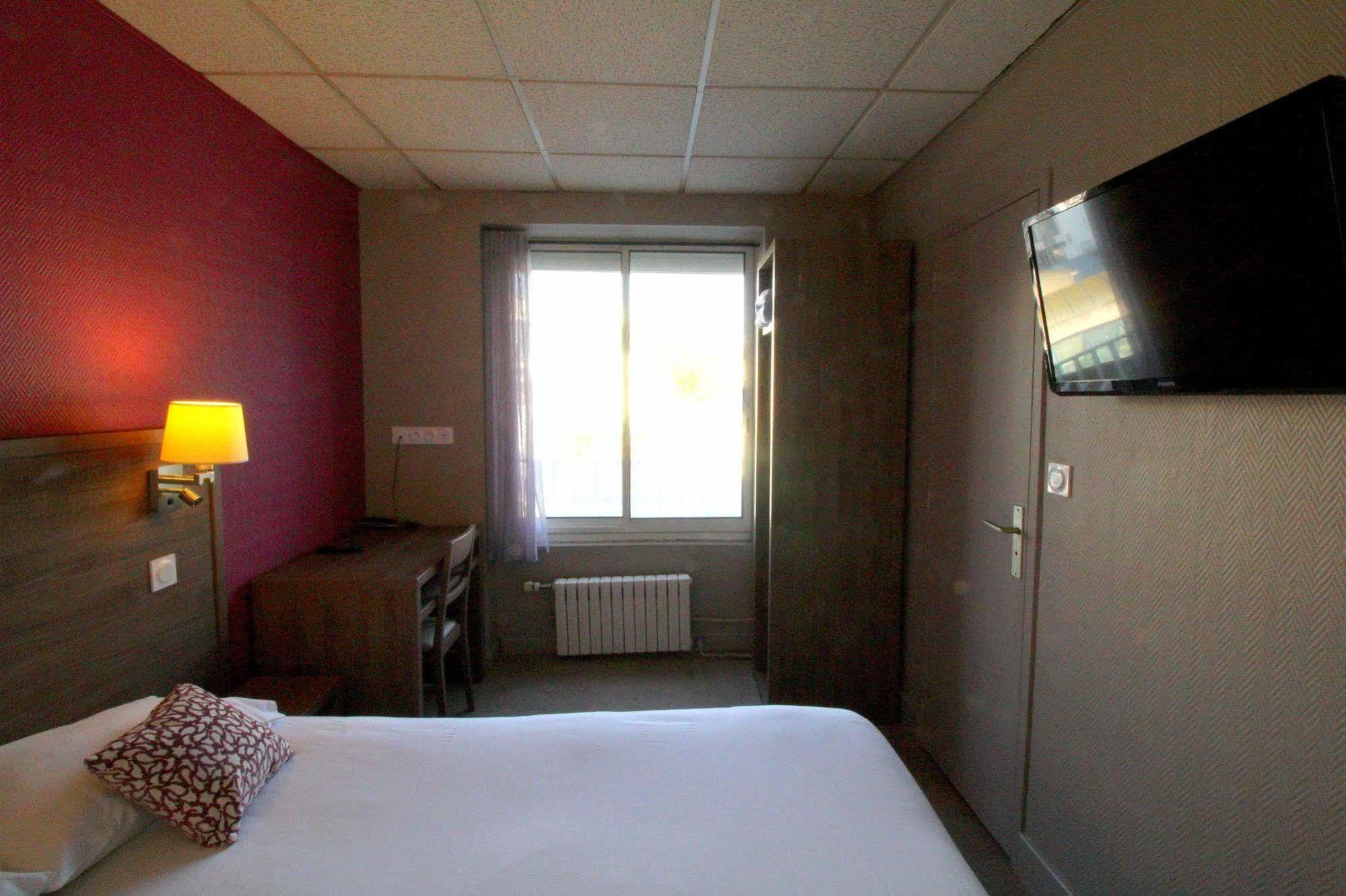 Hotel De La Gare Μπρεστ Εξωτερικό φωτογραφία